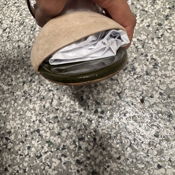 Tory Burch Gray and Tan Minimalist Sandals - Picture 14 of 15